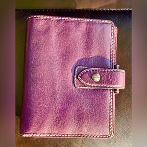 filoFAX Malden Pocket Leather Organizer in RARE Rich Antiqued Purple